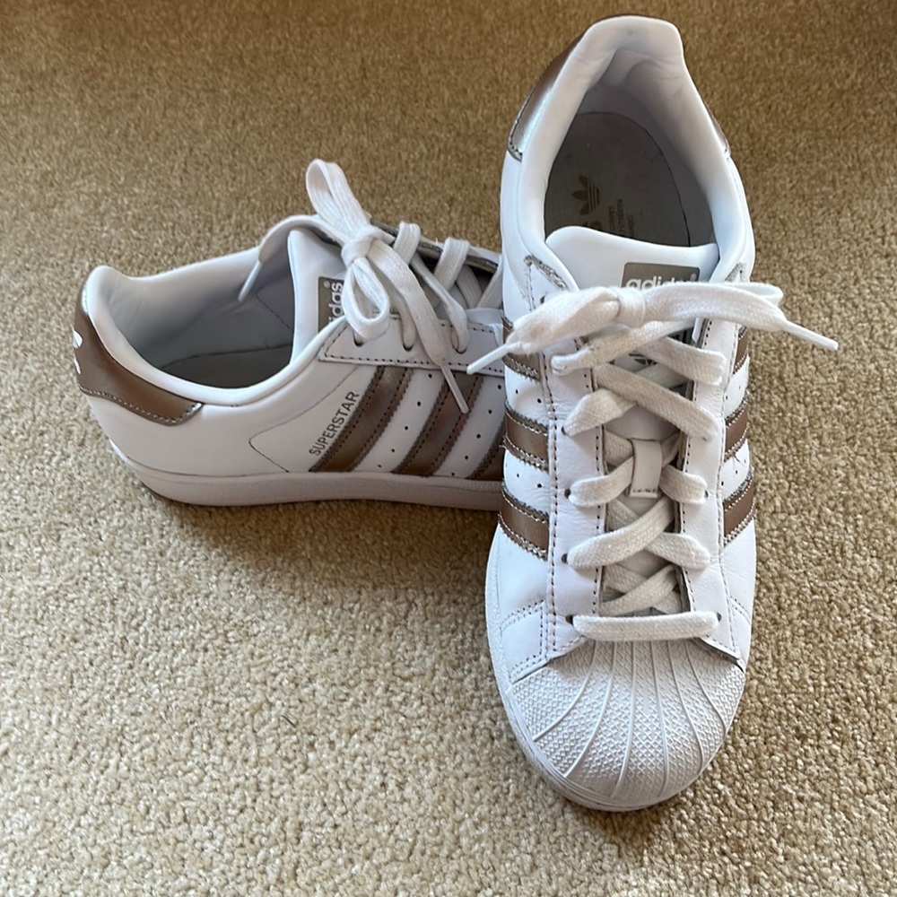 Adidas Superstar White Athletic Shoes - Picture 5 of 6